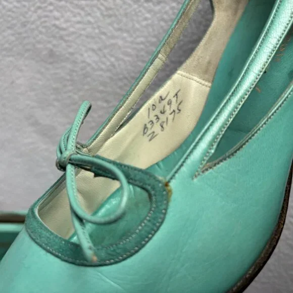 Vintage 1960s Saks Fifth Avenue Mint Green Heels - Picture 10 of 15